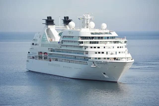 Les meilleures astuces pour voyager avec un petit budget